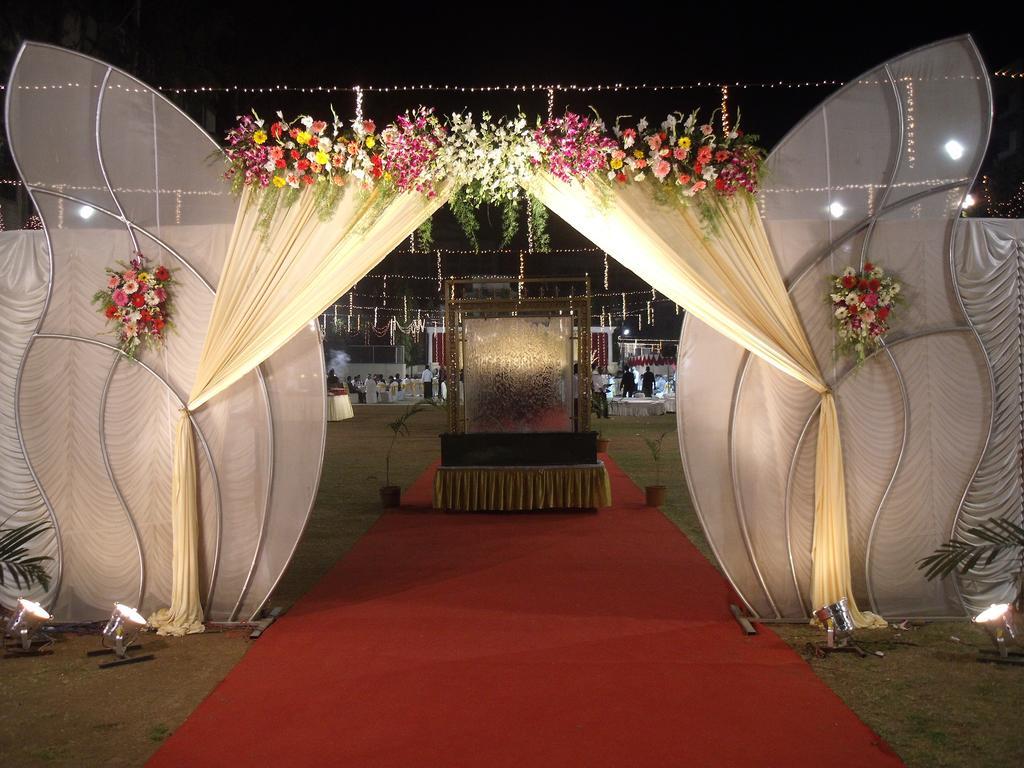 จีซีซี โฮเต็ล แอนด์ คลับ Hotel Mira-Bhayandar ภายนอก รูปภาพ